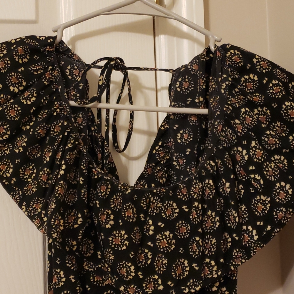Black Pattern Ruffle Dress - Picture 2 of 4